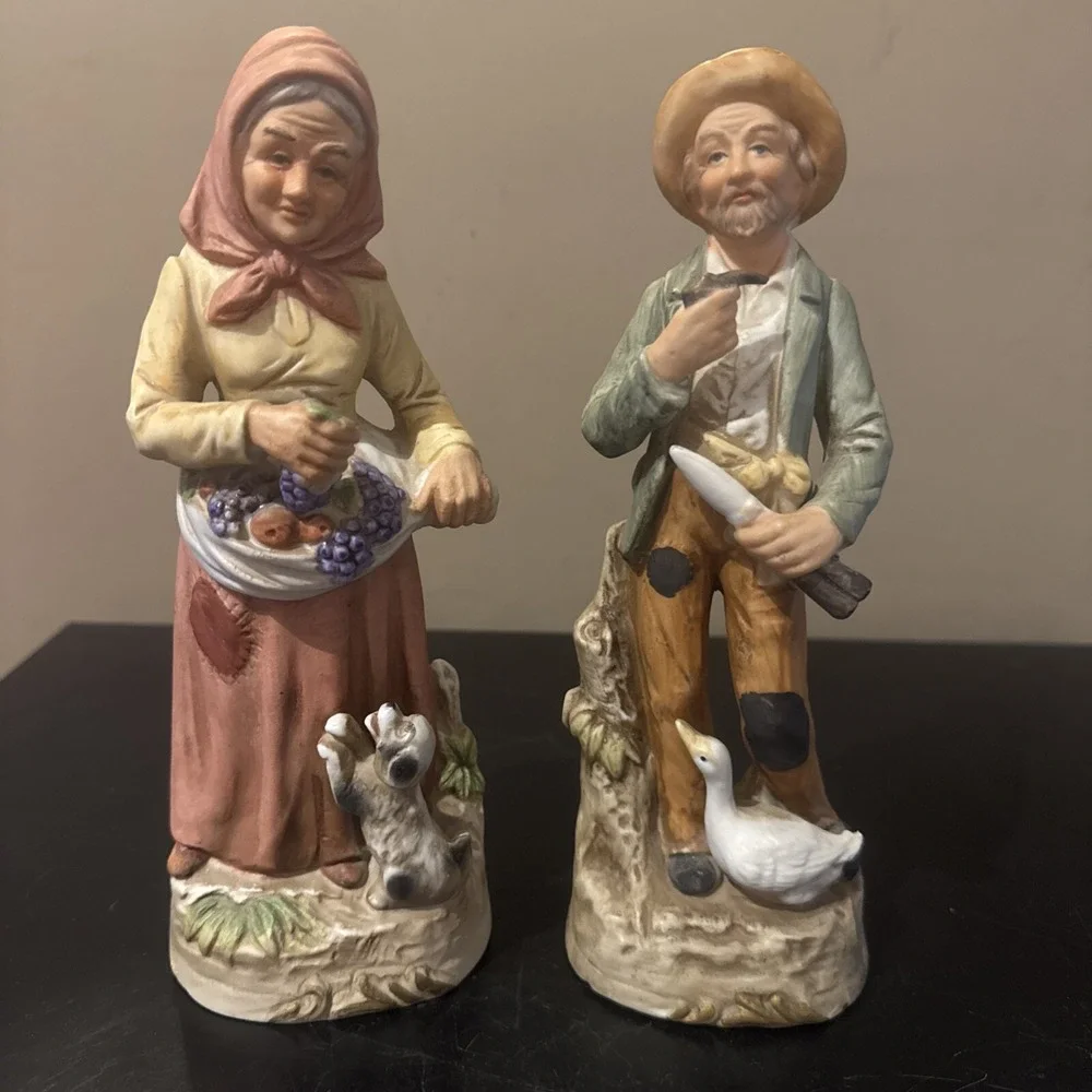 Vintage Pair Homco Home Interiors Porcelain Old Farmers Duck Puppy 1417 Figurine